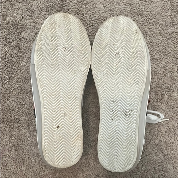 White Sneakers with Green and Red Accents - Size 8 - Picture 15 of 15